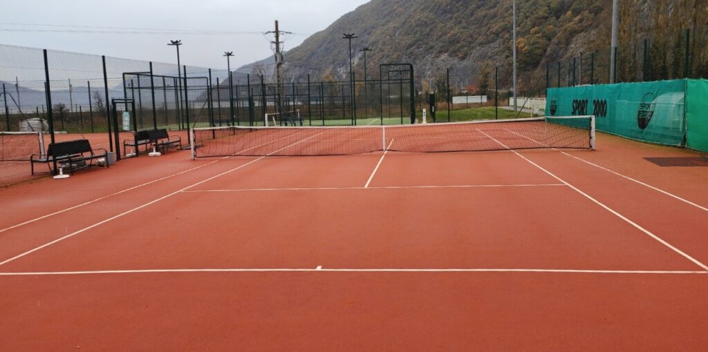 Terrain de tennis et alvéoles pulmonaires